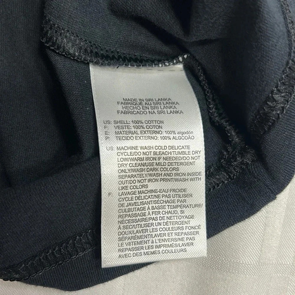 NWT Reebok black CrossFit workout short sleeve shirt , top , t shirt . Crew neck - Picture 10 of 10